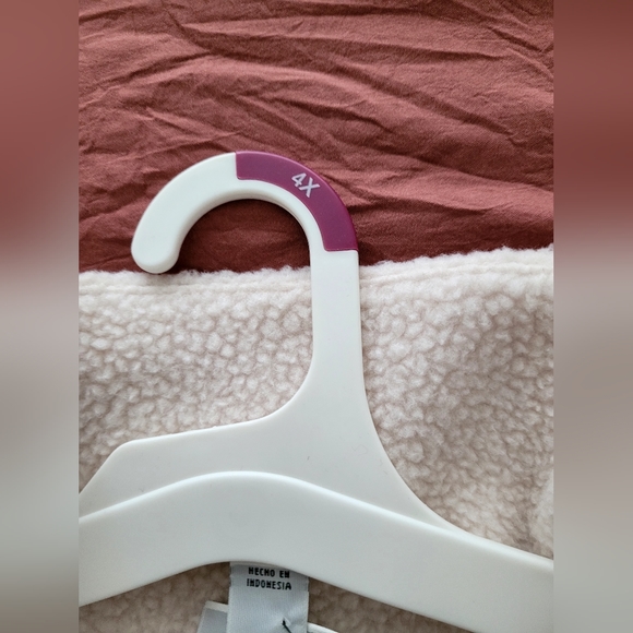 NWT Women's Plus Size 4X Fleece Pullover Outerwear Cream Color - Picture 3 of 16